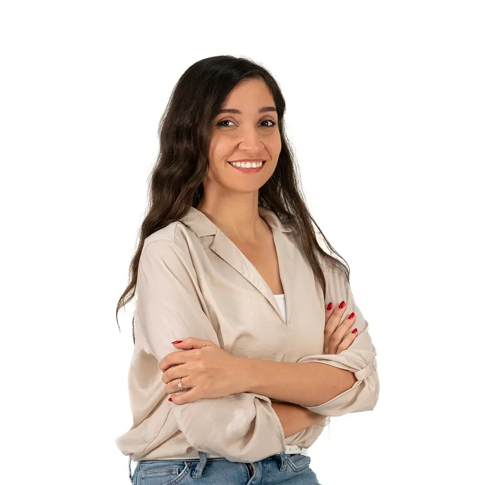 Lujin Senjab , Jr. Account Manager